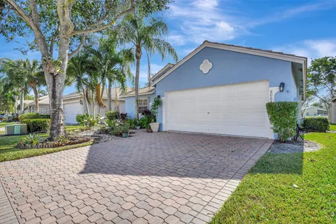 8064 Florenza Dr, Boynton Beach FL 33472