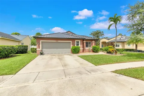 326 SW 162nd Ave, Pembroke Pines FL 33027