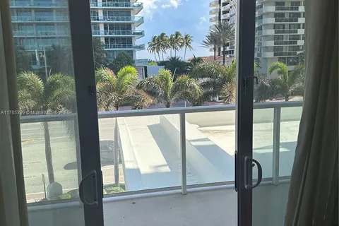 5750 Collins Ave # 3H, Miami Beach FL 33140