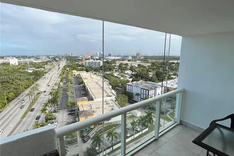 13499 Biscayne Blvd # 1601, North Miami FL 33181