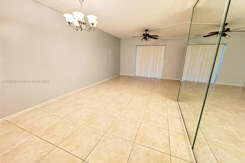 174 NW 92 AV # 106, Pembroke Pines FL 33024