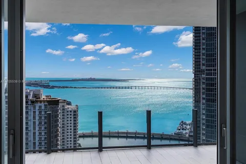 300 Biscayne Blvd Way # 3802, Miami FL 33131