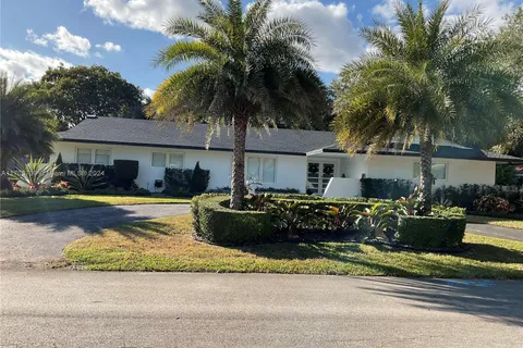 16924 SW 80th Ct, Palmetto Bay FL 33157