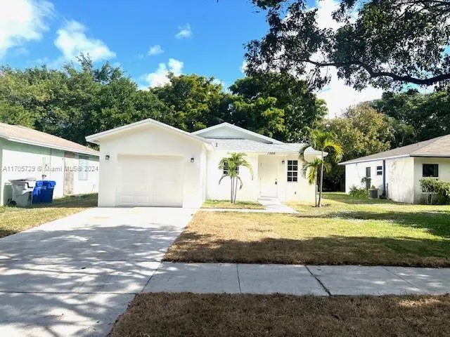 1566 NW 7th Ln # 1566, Pompano Beach FL 33060