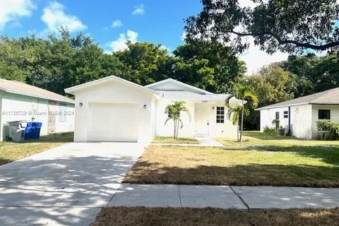 1566 NW 7th Ln # 1566, Pompano Beach FL 33060