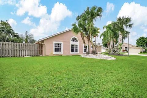 13029 Meadowbreeze Drive, Wellington FL 33414