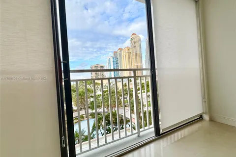 210 174th St # 615, Sunny Isles Beach FL 33160