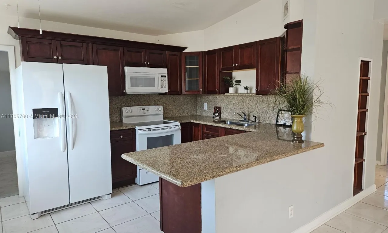 306 Glen Arbor Ter, Boynton Beach FL 33426