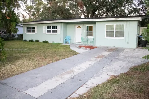 309 Ronnie Circle, Orlando FL 32811