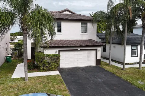 6835 NW 69th Ct, Tamarac FL 33321