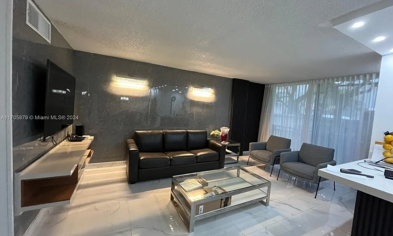 16909 N Bay Rd # 112, Sunny Isles Beach FL 33160