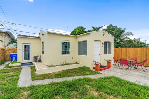 1918 Adams St Rear, Hollywood FL 33020