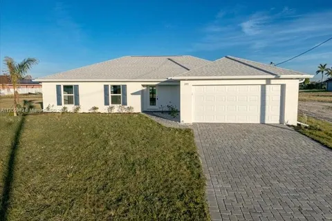 2103 NW 8th PL, Cape Coral FL 33993