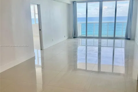 3140 S Ocean Dr # 1706, Hallandale Beach FL 33009