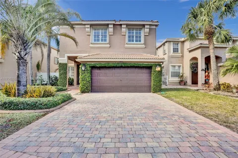 1451 Briar Oak Ct, Royal Palm Beach FL 33411