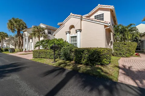 7326 Panache Way, Boca Raton FL 33433