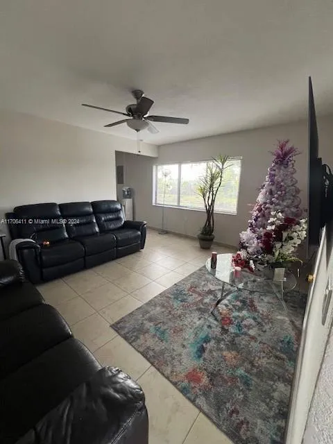 12690 SW 43rd St UNIT 1, Miami FL 33175