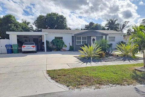 2960 NW 206th St, Miami Gardens FL 33056