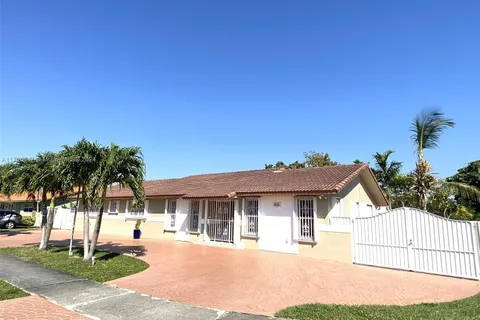 9721 SW 4th St, Miami FL 33174