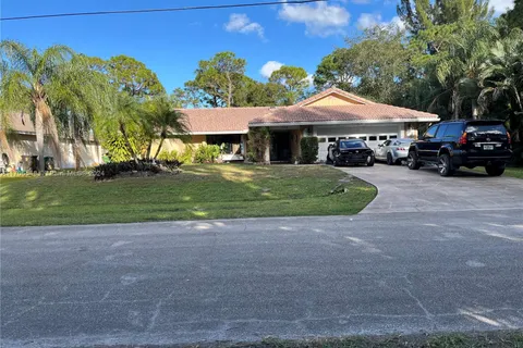 1649 SW Taurus Ln, Port St. Lucie FL 34984