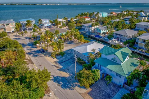 28560 Doubloon Rd, Lower Keys FL 33042