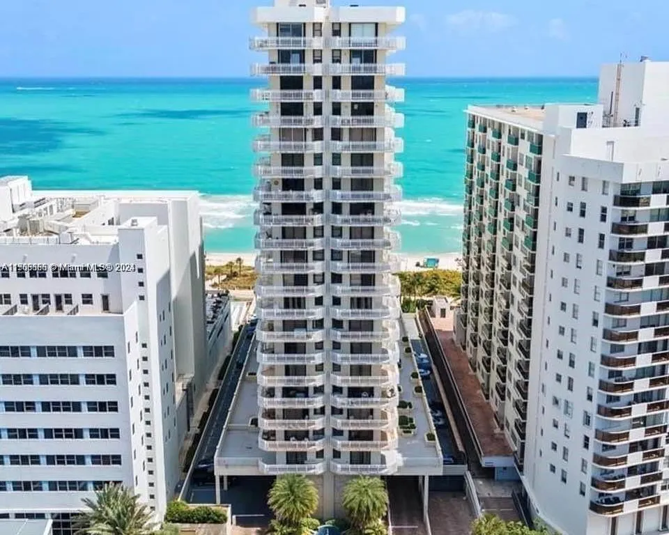 6061 Collins Ave # 16C, Miami Beach FL 33140