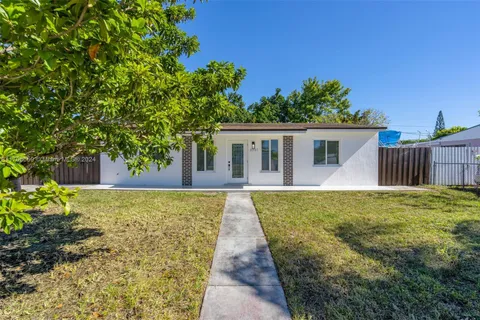 20505 SW 114th Pl, Miami FL 33189