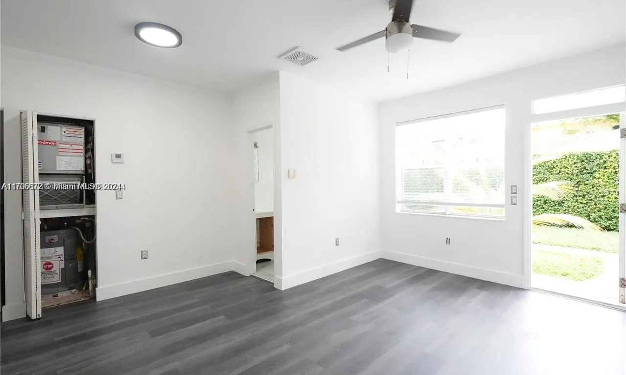 822 Lenox # 2, Miami Beach FL 33139