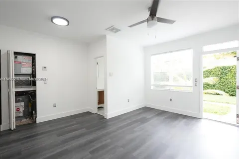 822 Lenox # 2, Miami Beach FL 33139