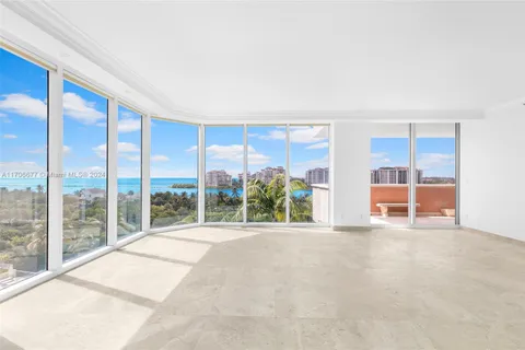 300 S Pointe # 801, Miami Beach FL 33139