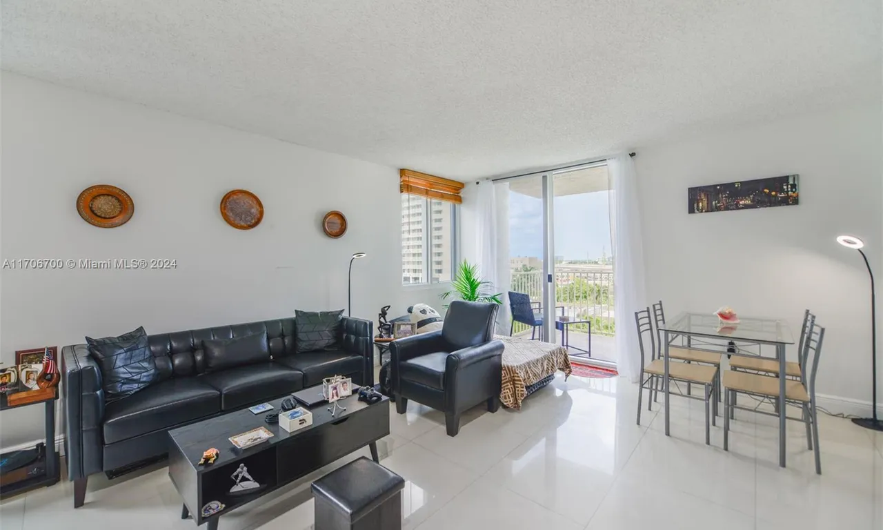 800 N Miami Ave # 809, Miami FL 33136