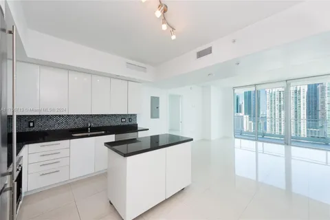 92 SW 3rd Street # 2812, Miami FL 33130