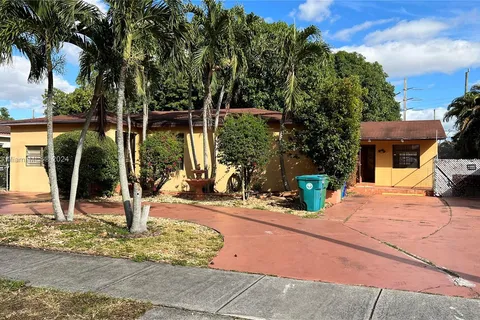 261 NW 62nd Ave, Miami FL 33126