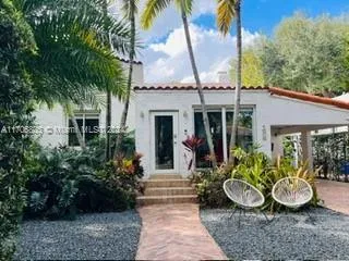 1506 El Rado St, Coral Gables FL 33134