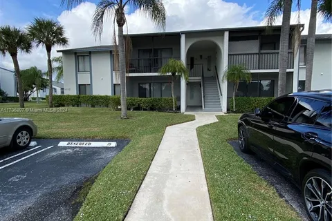 1002 Green Pine Blvd # A1, West Palm Beach FL 33409