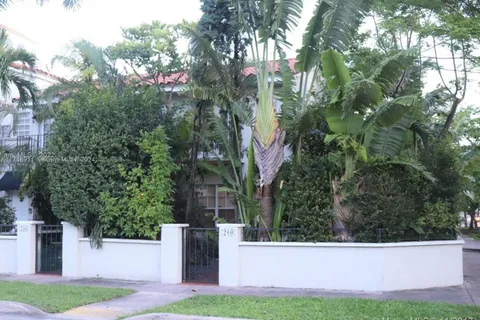 260 Majorca Ave # 260, Coral Gables FL 33134