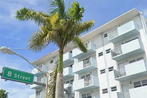 801 W Meridian Ave # 3B, Miami Beach FL 33139