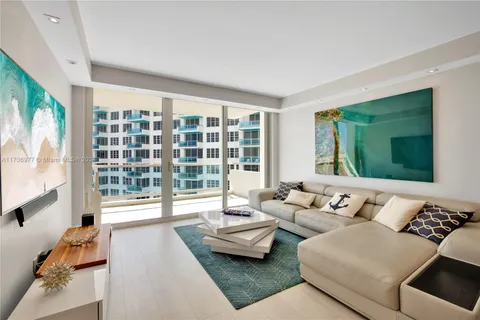 5151 Collins Ave # 1125, Miami Beach FL 33140