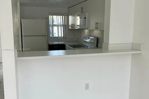 2701 NW 27th Ave # 1012, Miami FL 33142