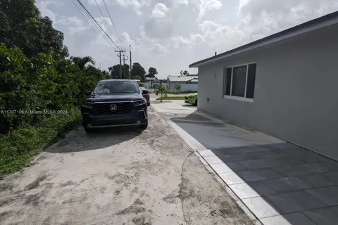 20830 NW 34th Ave # 0, Miami Gardens FL 33056