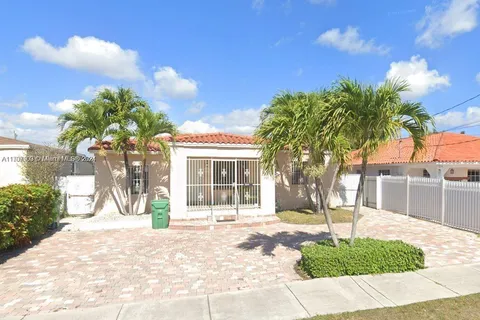 3331 NW 18th St, Miami FL 33125