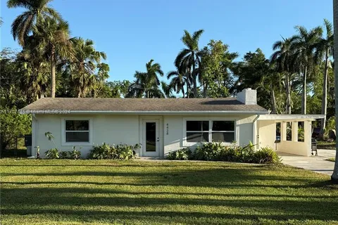 4438 E Riverside Drive, Fort Myers FL 33905