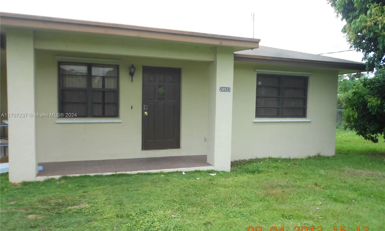 24925 SW 134th Ct, Homestead FL 33032