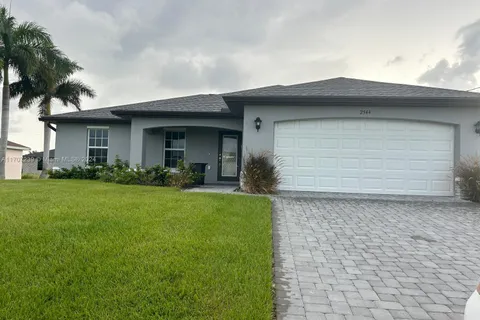 2544 NW 20, Cape Coral FL 33993