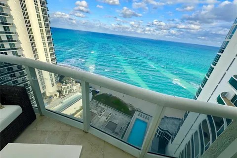 15901 Collins Ave # 1804, Sunny Isles Beach FL 33160