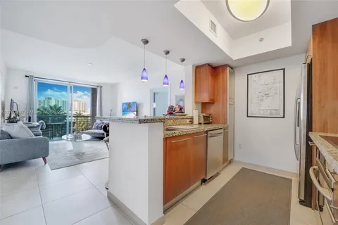 110 Washington Ave # 1617, Miami Beach FL 33139