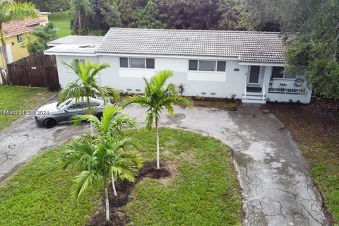 14240 NW 2nd Ave # 14240, Miami FL 33168