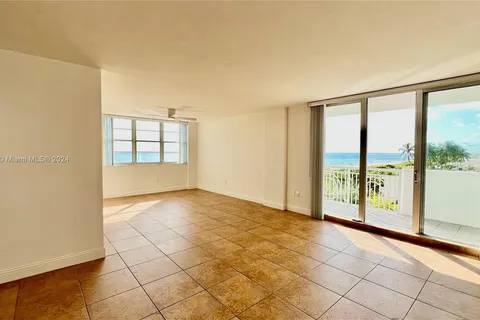 5825 Collins Ave # 5G, Miami Beach FL 33140