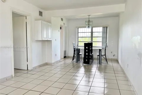 391 E 4th Ave # 9, Hialeah FL 33010