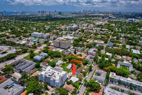517 S 19th Ave, Hollywood FL 33020